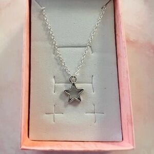 Vintage sterling silver marked 925 Star necklace